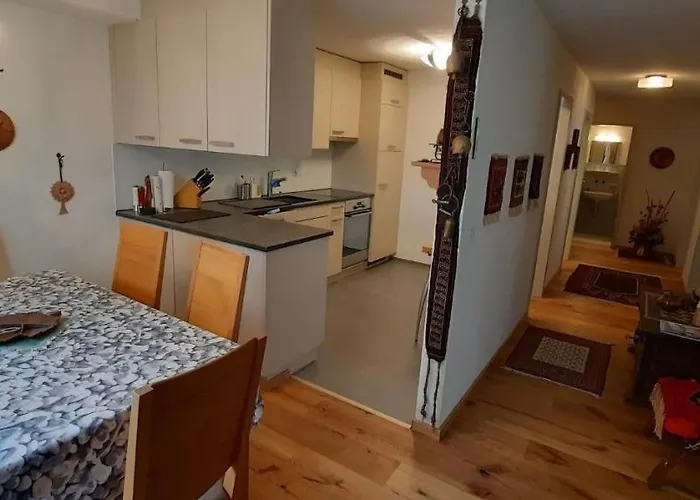 Apartamento Naehe Madrisa *